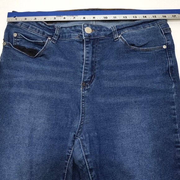 Tahari Kelly Mid-Rise Skinny Jean 14W Stretch Fit Comfortable Cotton Blend Denim - Picture 6 of 6